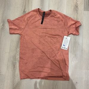 Lululemon Metal Vent Tech Tee